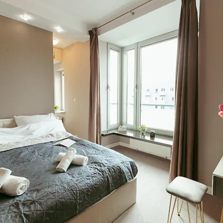 Apartament Marina Dla 6 Osob - Bezplatny Parking - Dwie Lazienki - Duzy Taras - Ekspres - Better Rental Warszawa Zewnętrze zdjęcie