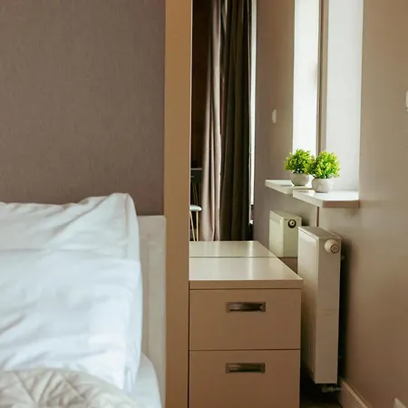 Apartament Marina Dla 6 Osob - Bezplatny Parking - Dwie Lazienki - Duzy Taras - Ekspres - Better Rental Warszawa Zewnętrze zdjęcie